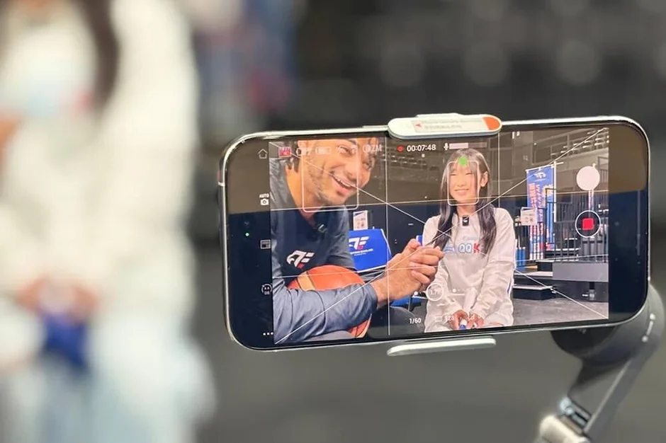 選手と交流する様子