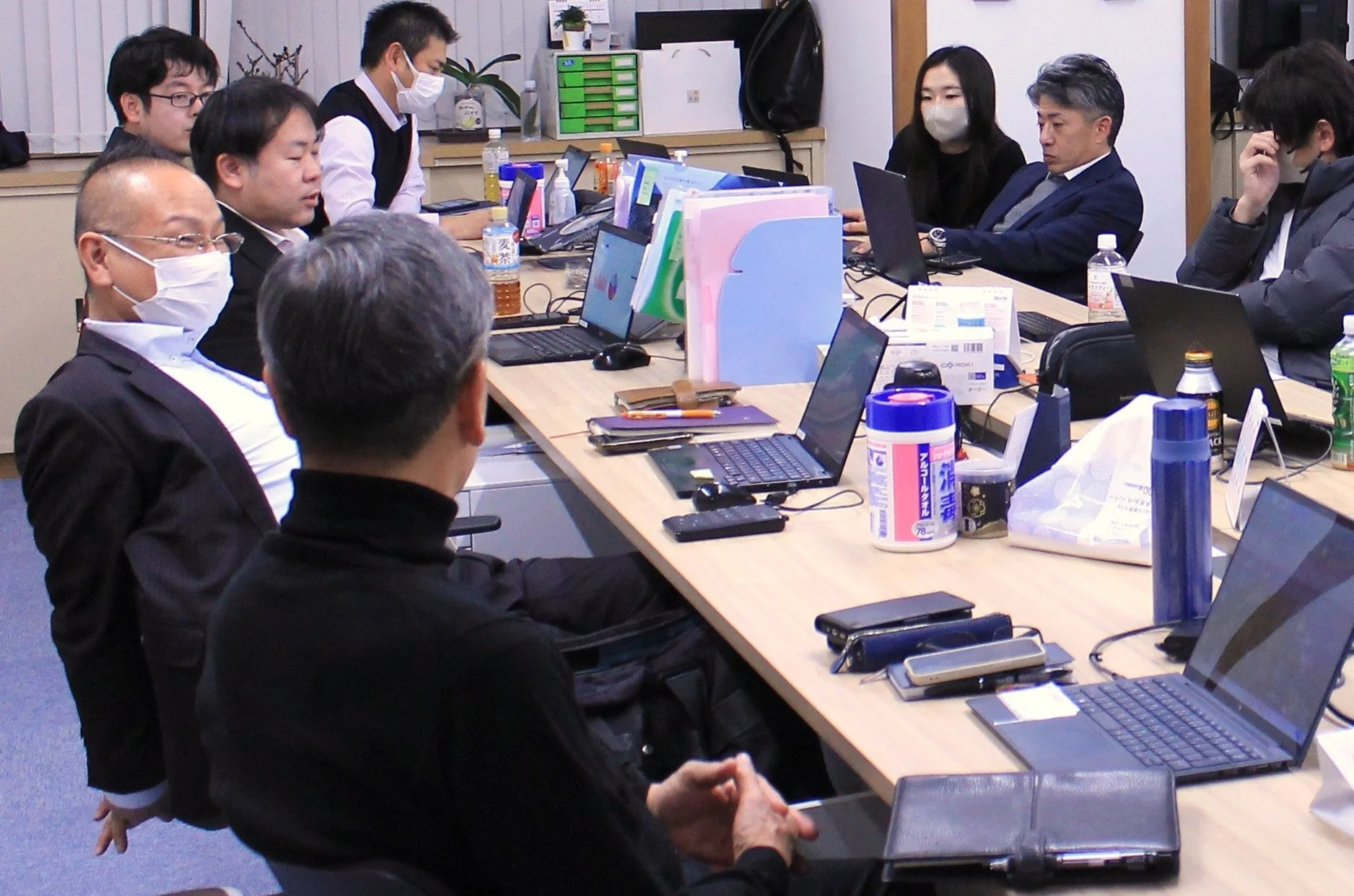 PCで生成AIを体験する参加者