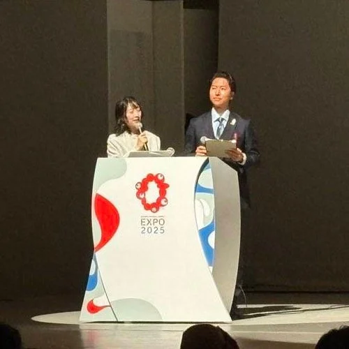 EXPO 2025のイベントでプレゼンテーションを行う山原慎也氏