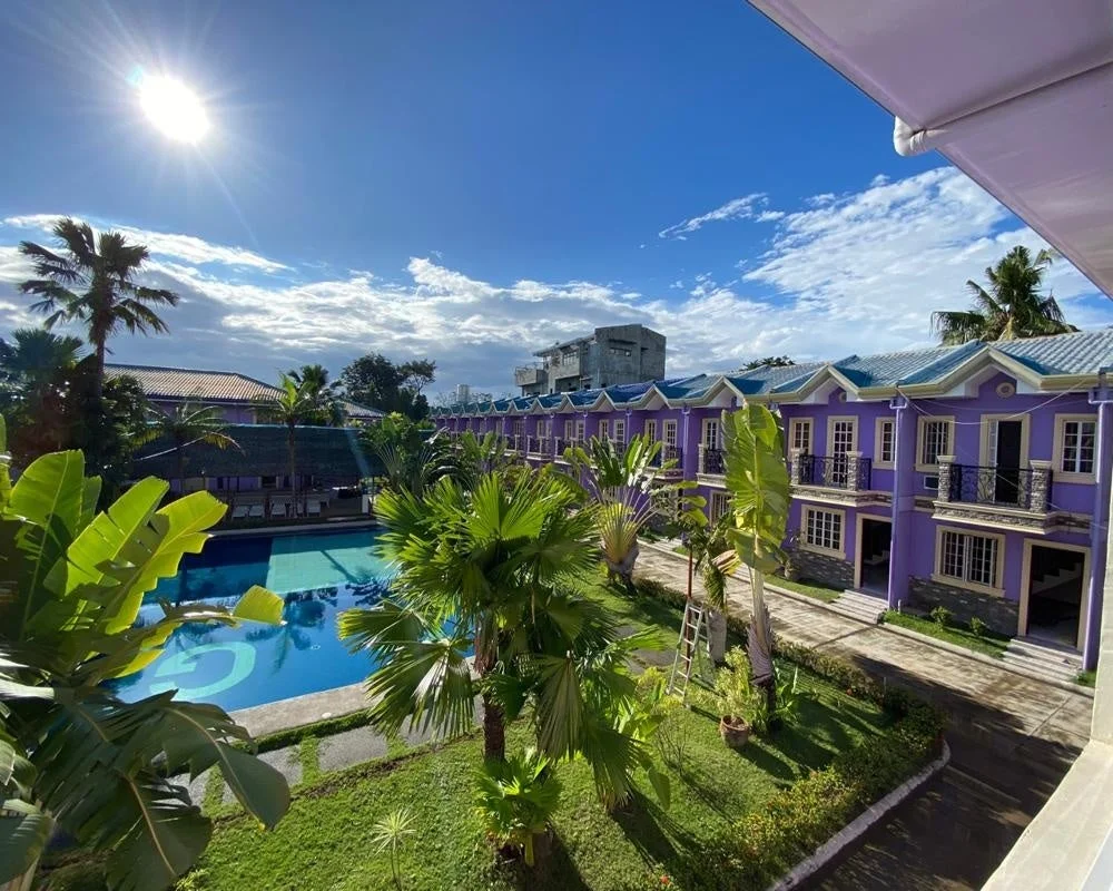 CG Academy Sparta Campusのプールとリゾート施設