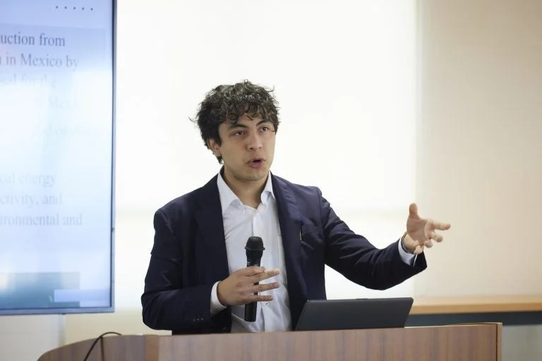 BUSTAMANTE ANTONIO Martin Rogelioさんのプレゼンテーション