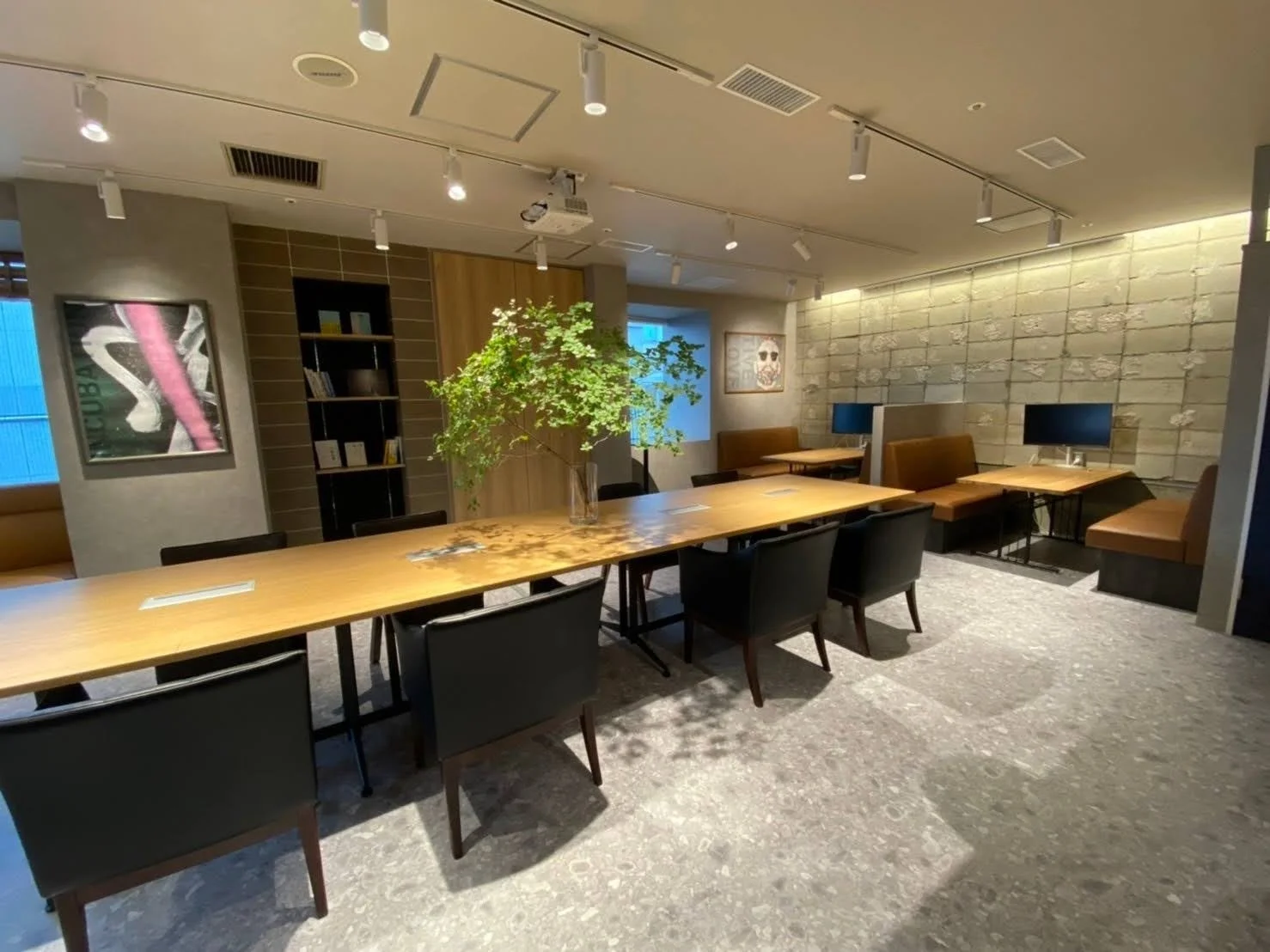 コワーキングスペースの様子