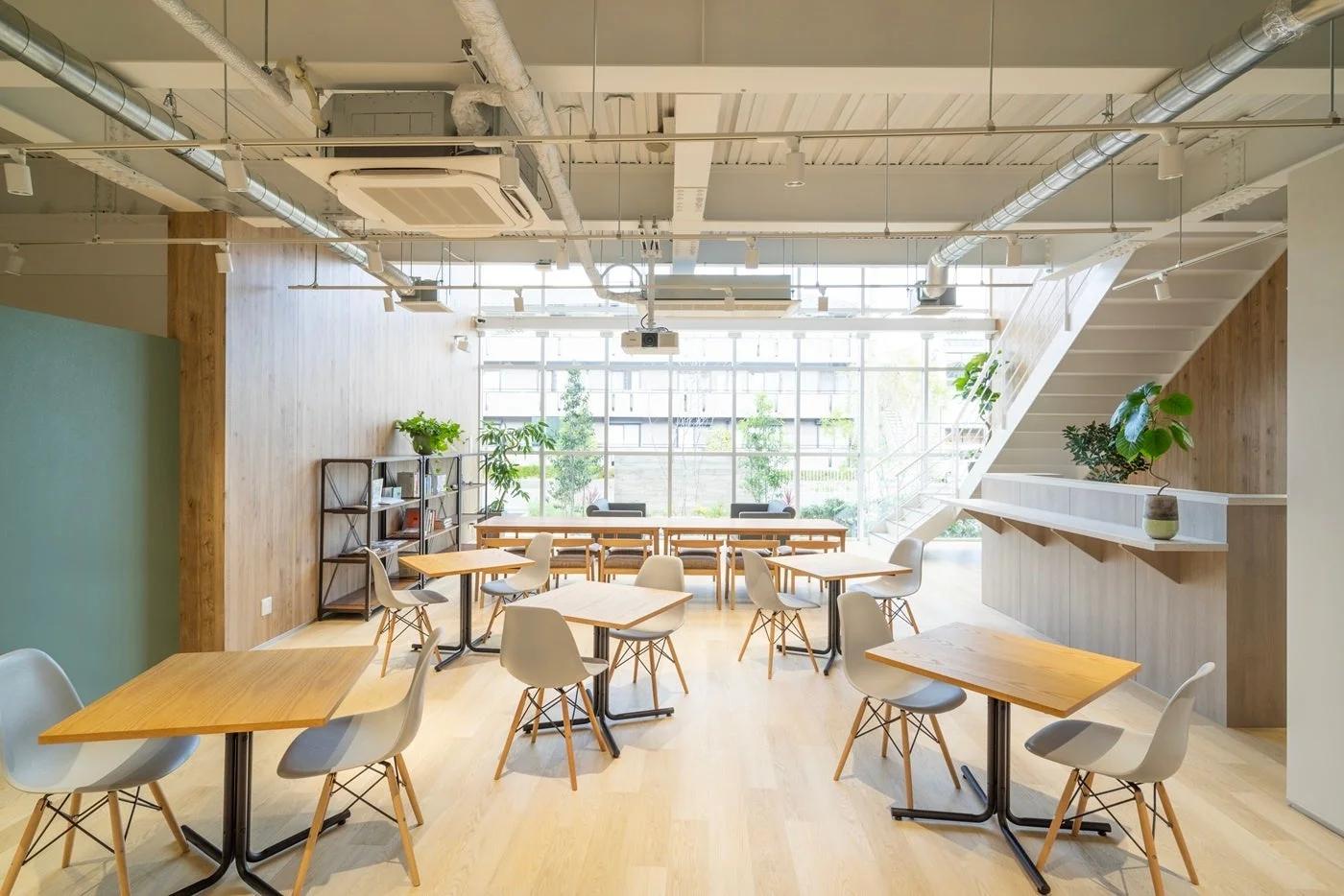 コミュニティフロア