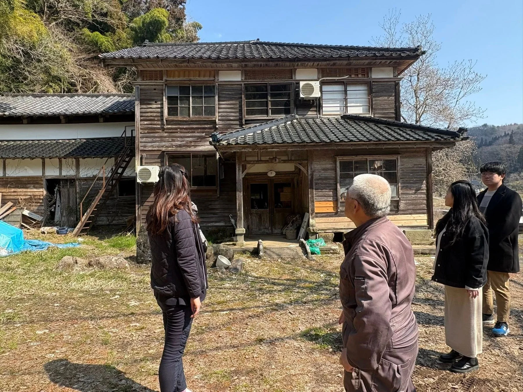 春蘭の里で空き家を視察