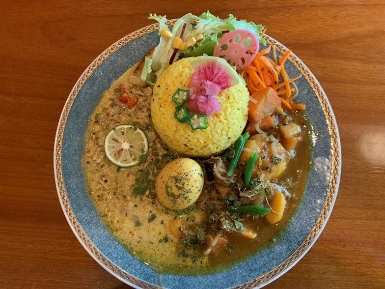 彩り豊かなカレープレート