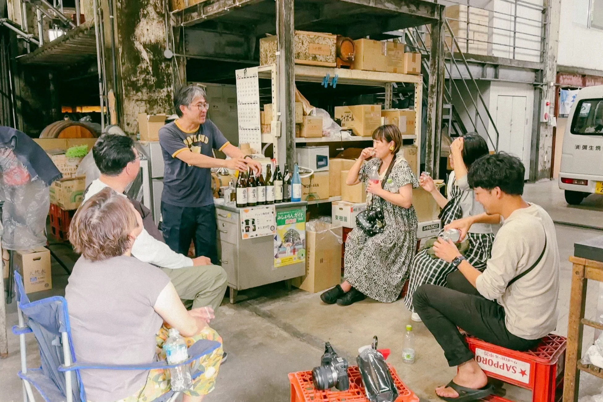 試飲会や交流の様子