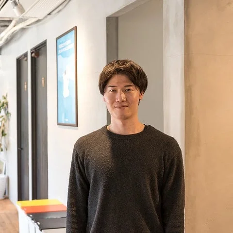 石濵嵩博 氏
