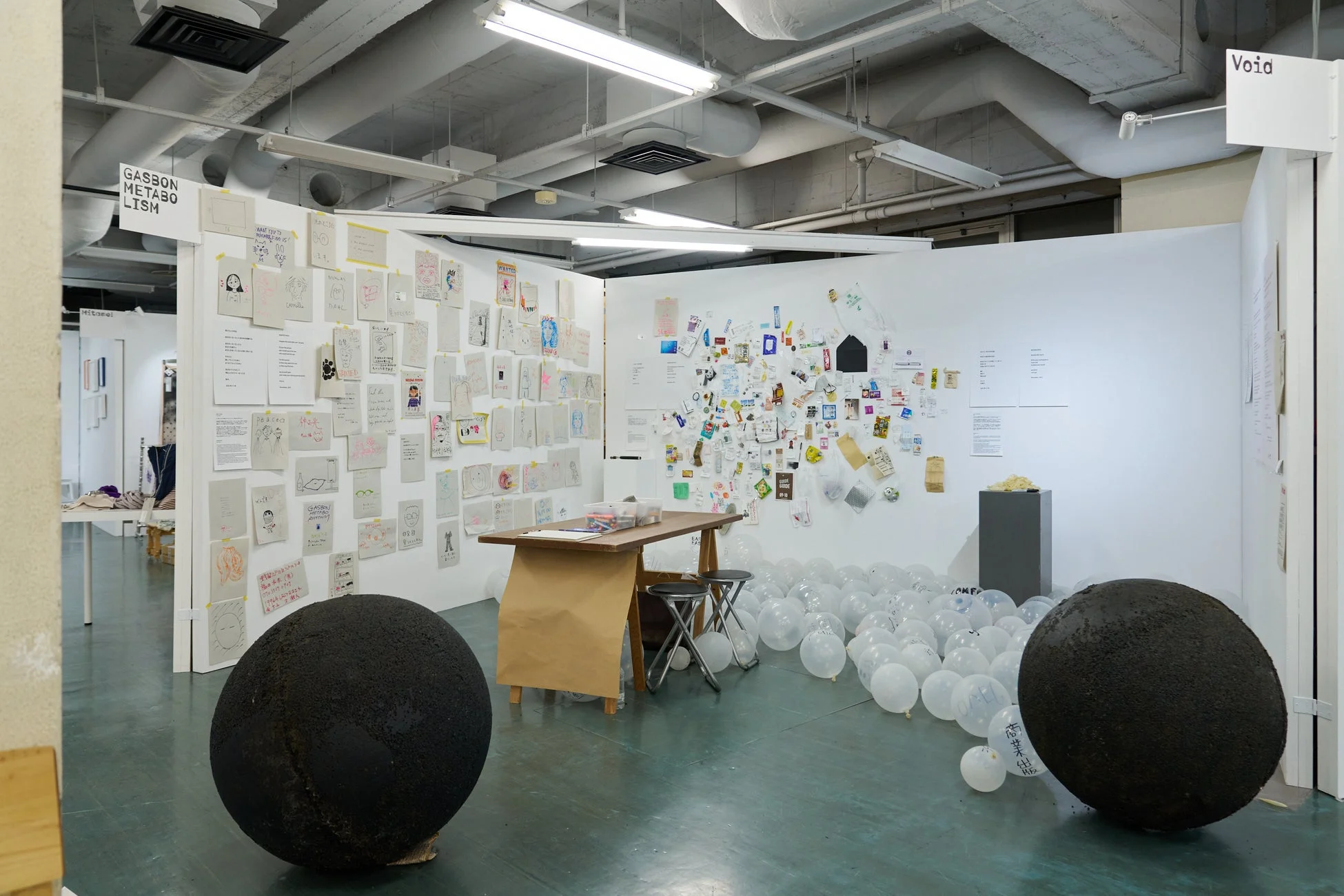 アート展示会の様子