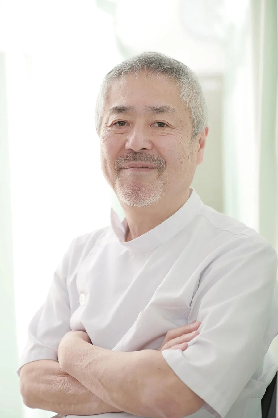 秋山 融 氏