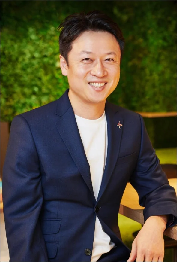 山本敏行氏