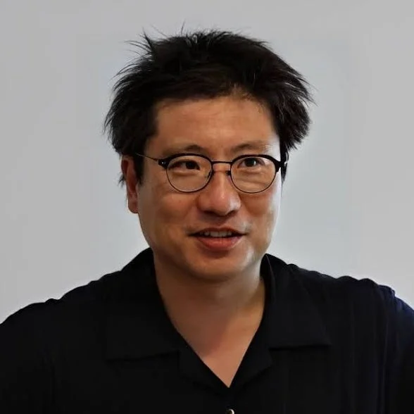 守山基樹氏のポートレート