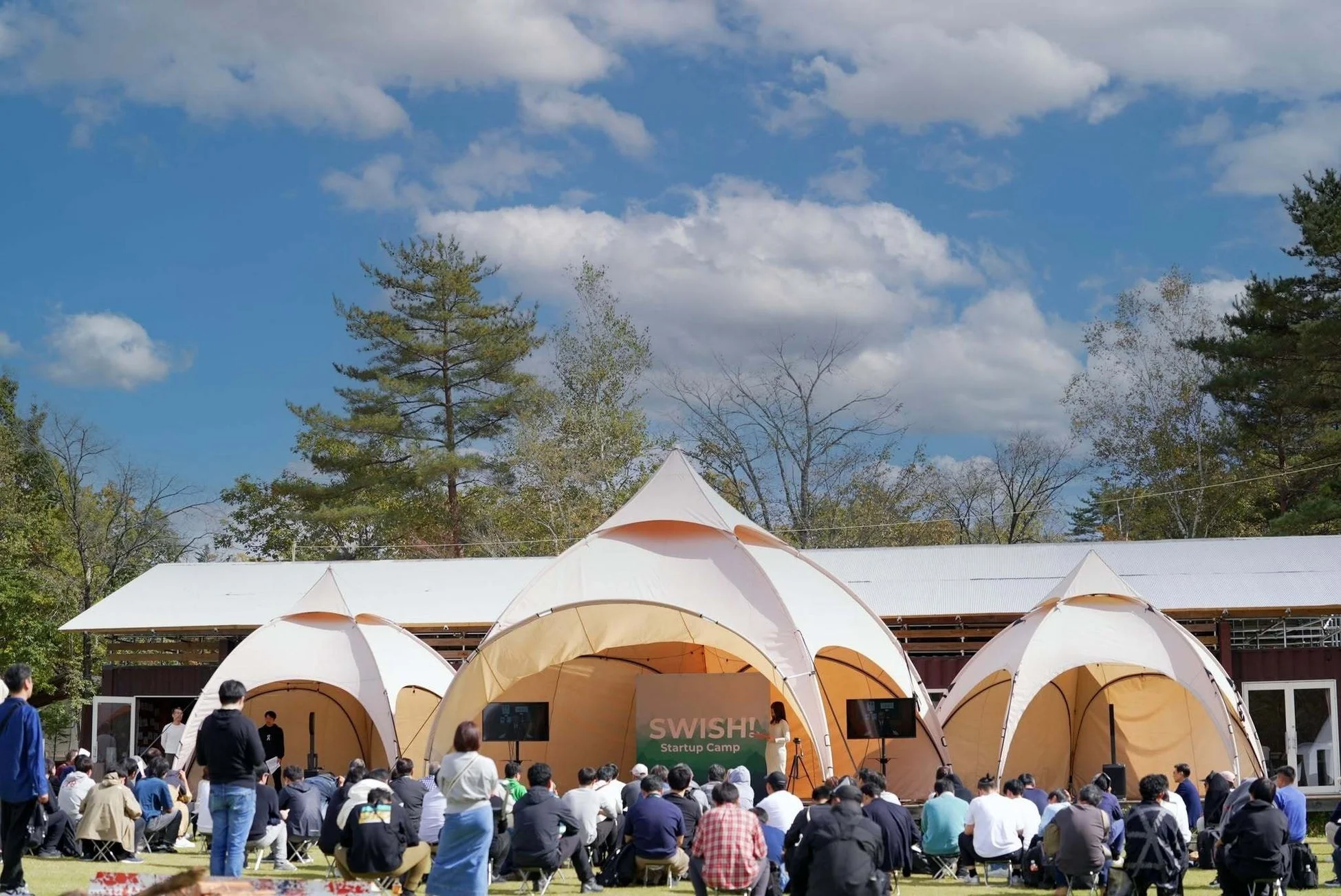 SWISH! Startup Campの屋外イベント風景