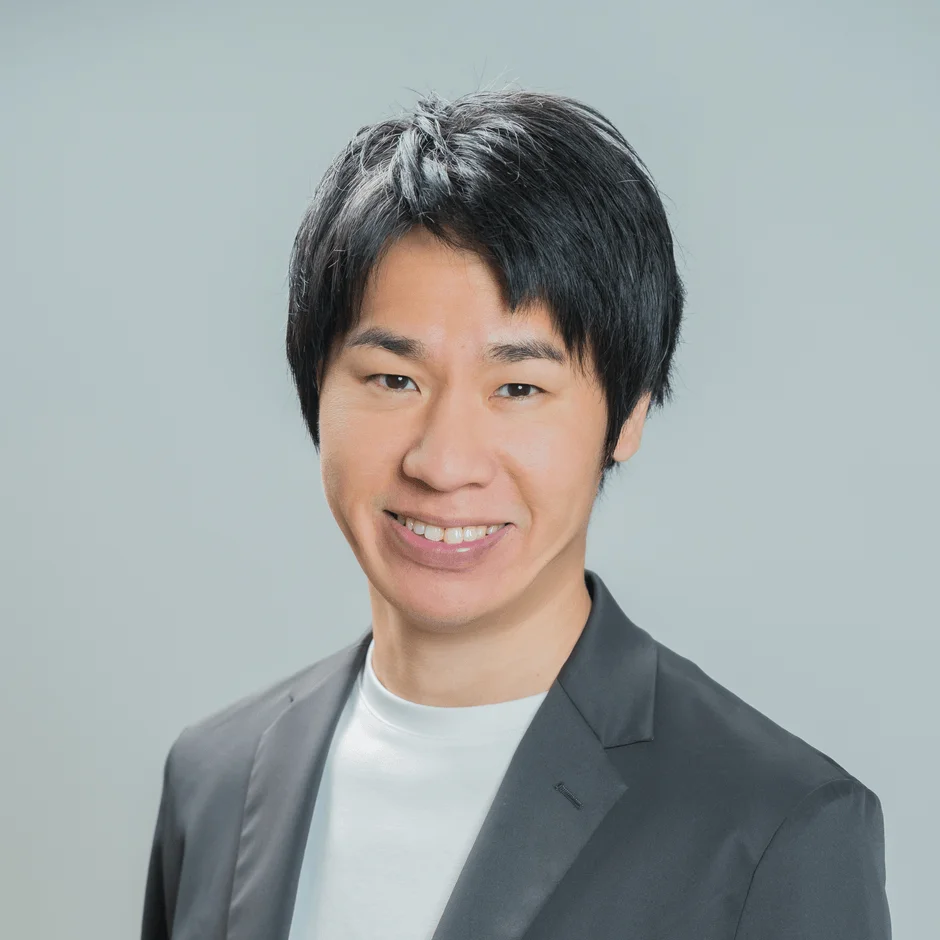 村上 茂久 氏