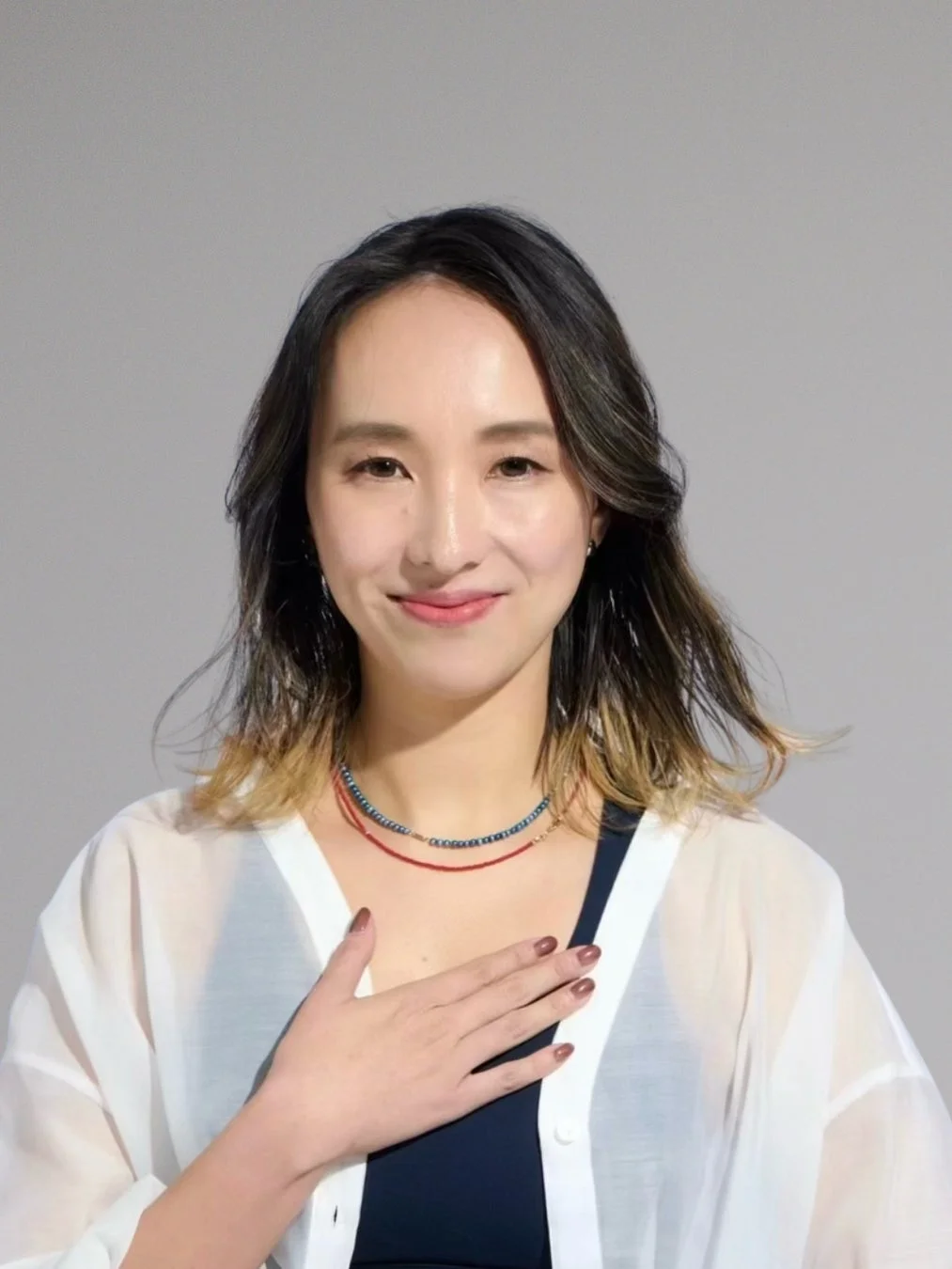 鈴木絵里子氏のポートレート